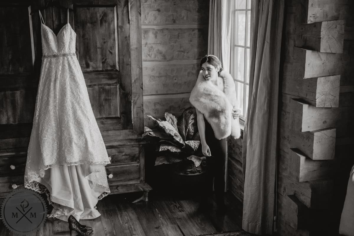 Telluride wedding photography with mountain backdrop and golden hour light