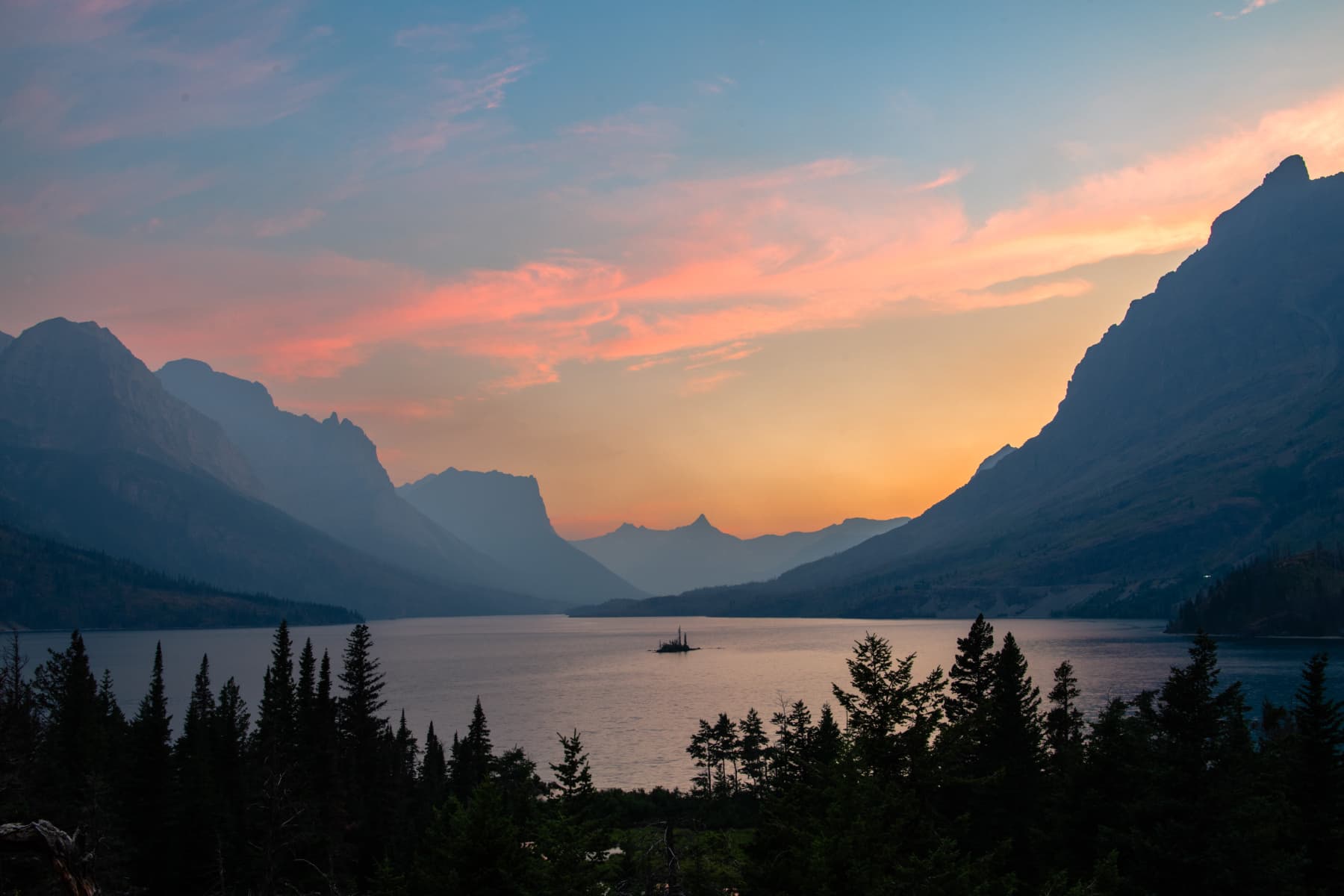 Glacier Montana adventure wedding and elopement photography location