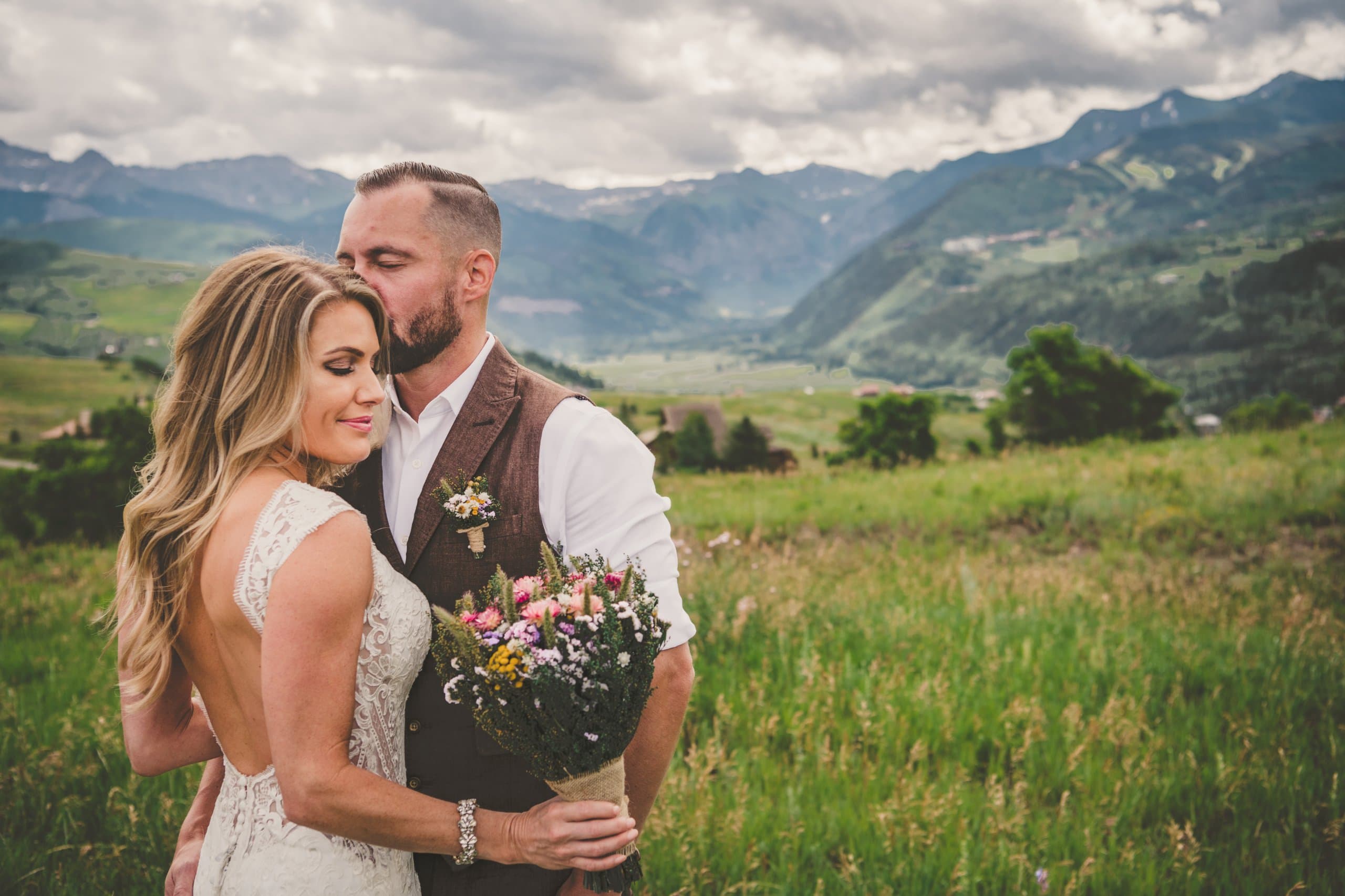 Sara & Tyler elopement in island lake — MAM_6923