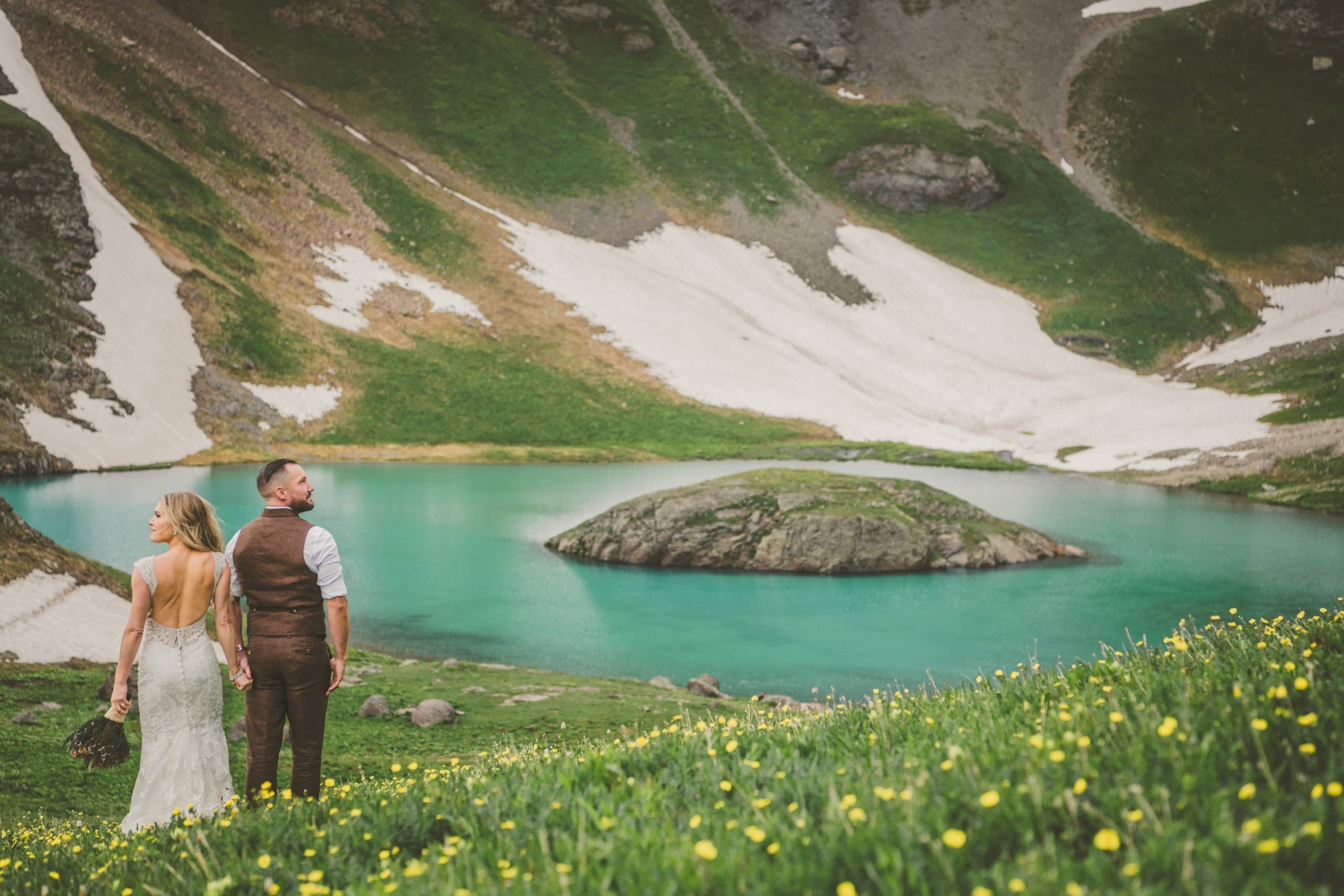 Sara & Tyler elopement in island lake — MAM_7231
