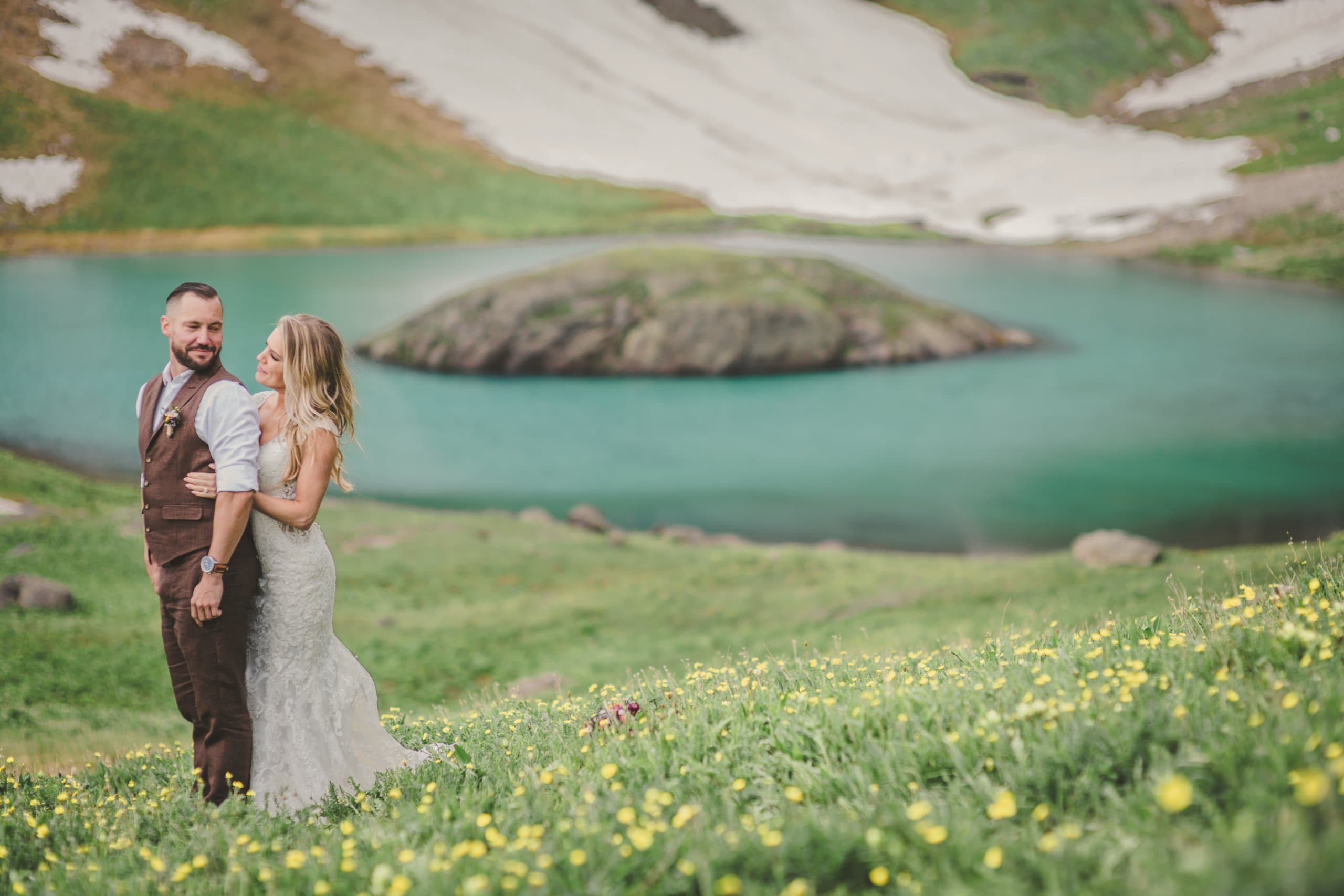 Sara & Tyler elopement in island lake — MAM_7425