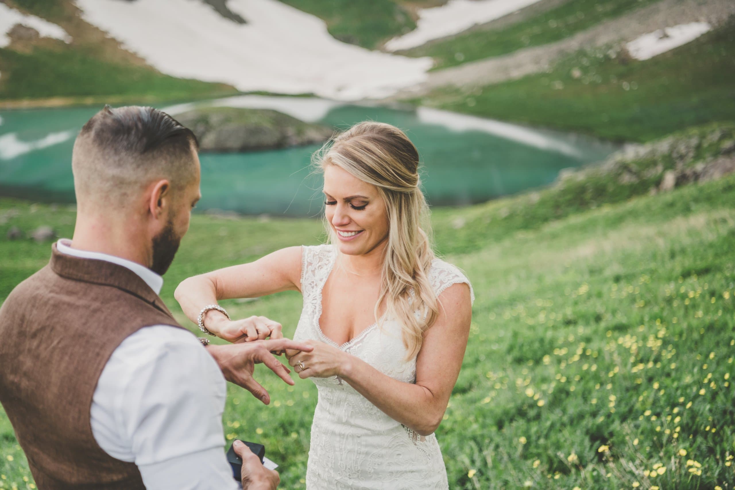 Sara & Tyler elopement in island lake — MAM_7591
